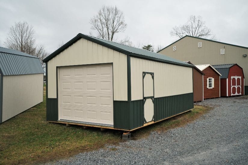 Cottage Garage5 825x550 1