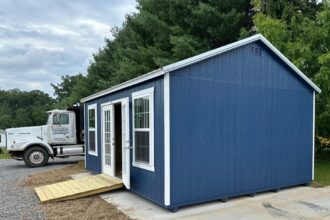 Cottage Shed (Navy Blue)