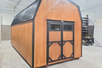 High Wall Barn – 18001