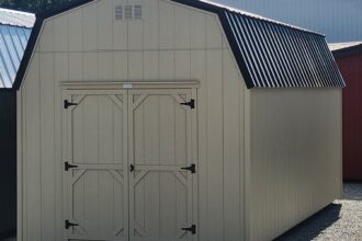 High Wall Barn – 20048