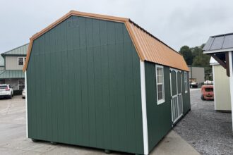 High Wall Barn – 20327
