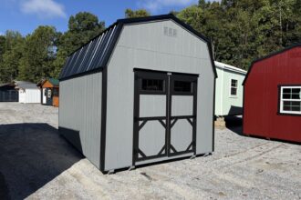 High Wall Barn – 20383